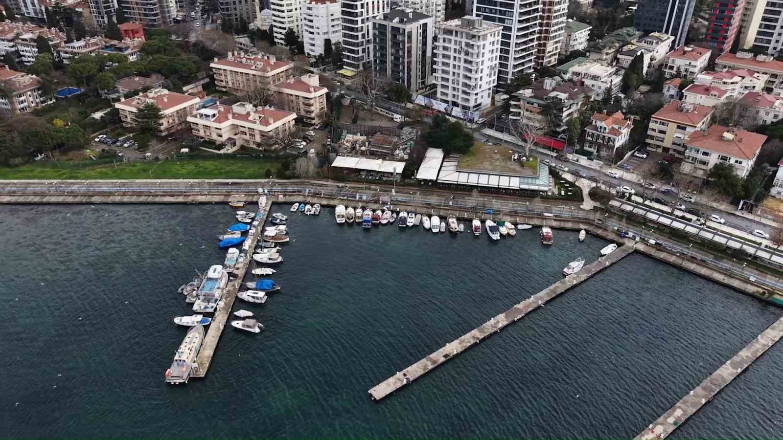 Fenerbahçe’de 36 yıllık amatör balıkçı geleneği tahliye tehlikesiyle karşı karşıya
Fenerbahçe’de 36 yıllık amatör balıkçı geleneği tahliye tehlikesiyle karşı karşıya