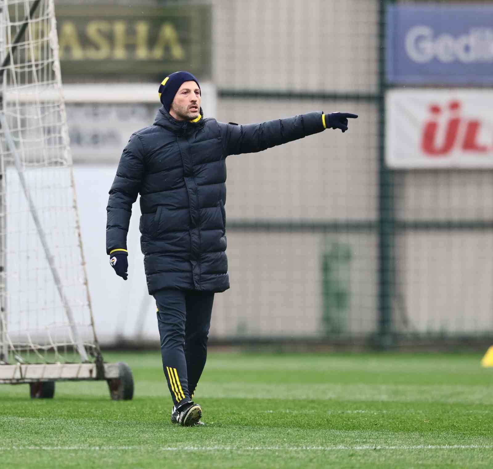 Fenerbahçe’de Beşiktaş derbisinin hazırlıkları devam etti
