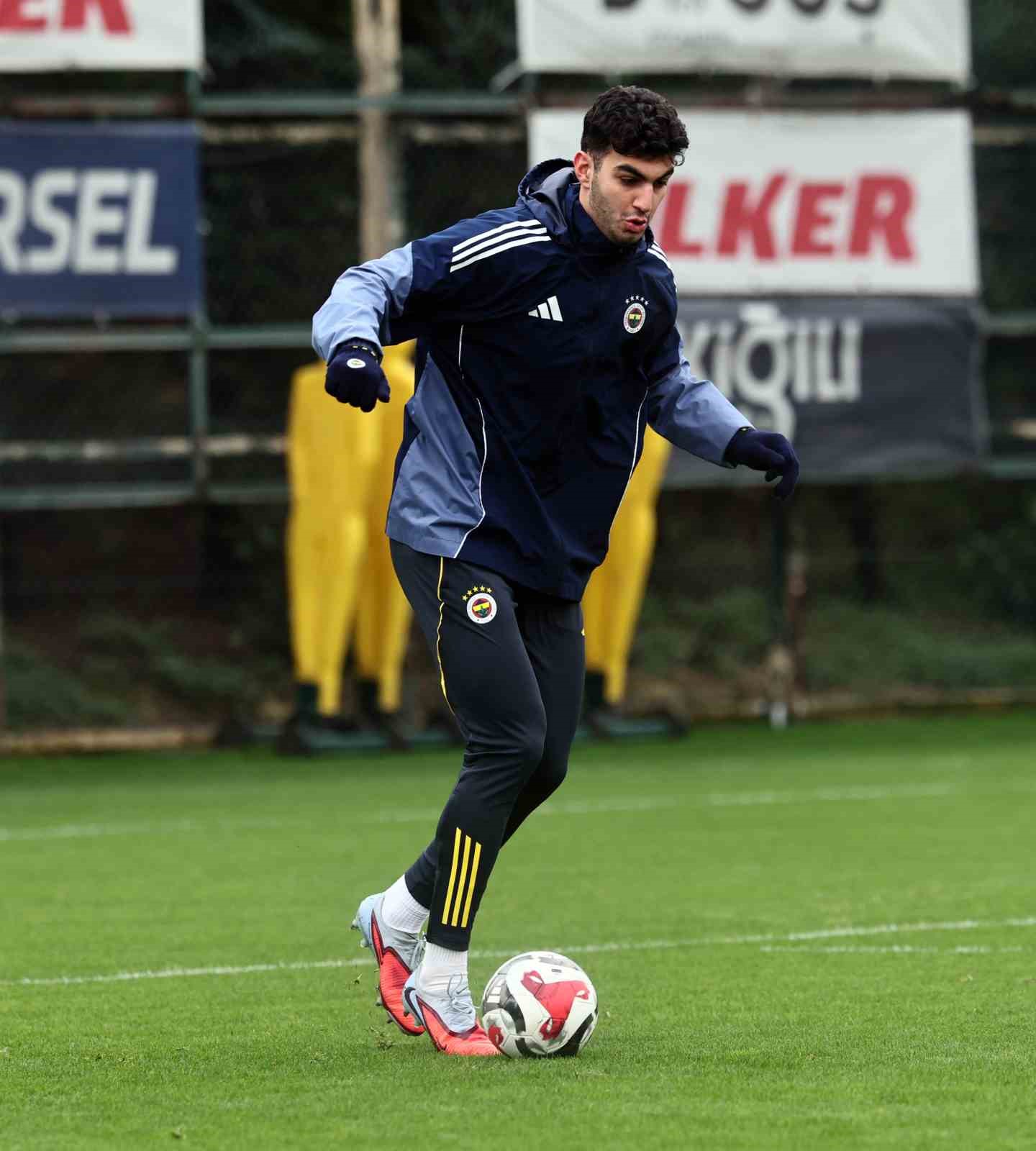 Fenerbahçe’de Erzurumspor FK maçı hazırlıkları başladı
