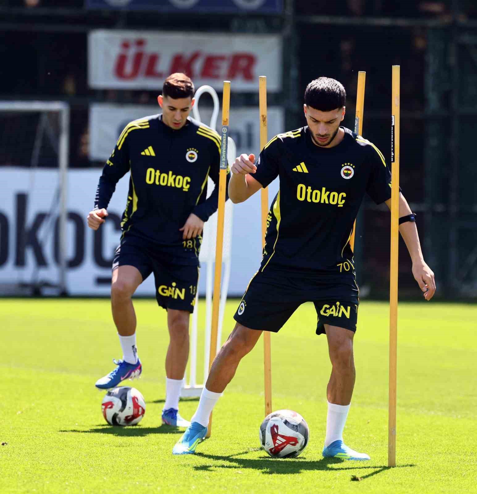 Fenerbahçe’de, Kayserispor maçı hazırlıkları başladı
