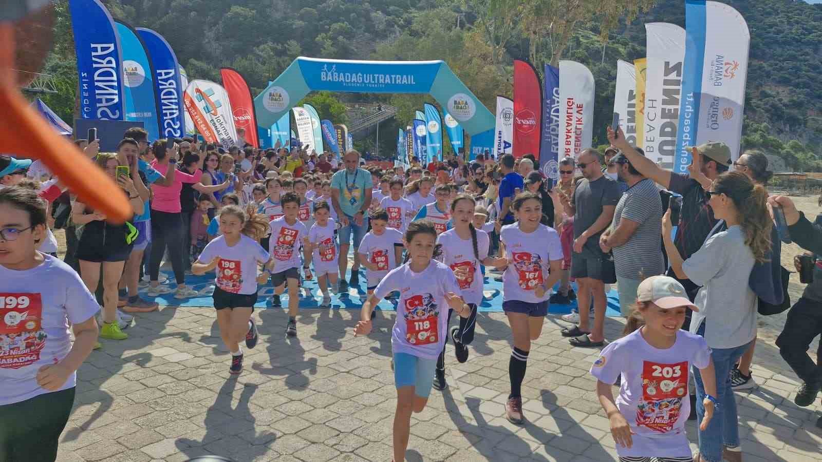 Fethiye’de 23 Nisan’a özel çocuk koşusu düzenlendi
