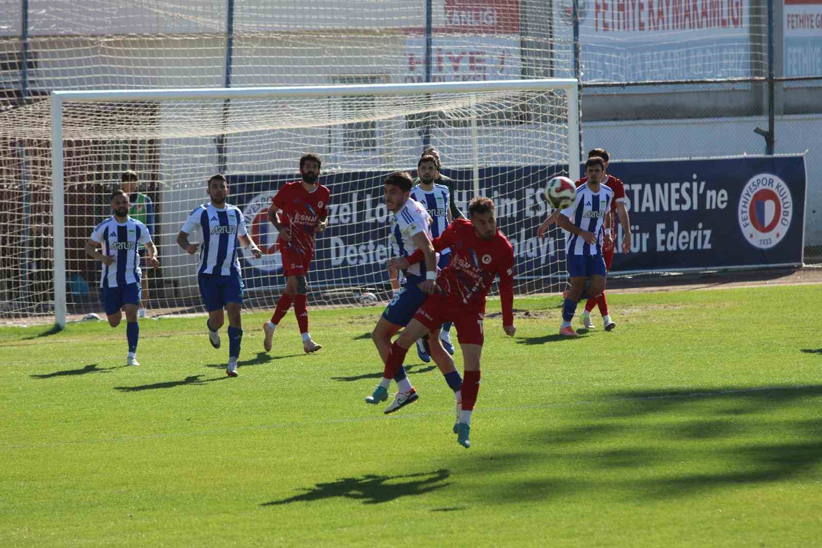 Fethiye’de Golsüz Beraberlik: 0-0
Fethiye’de Golsüz Beraberlik: 0-0