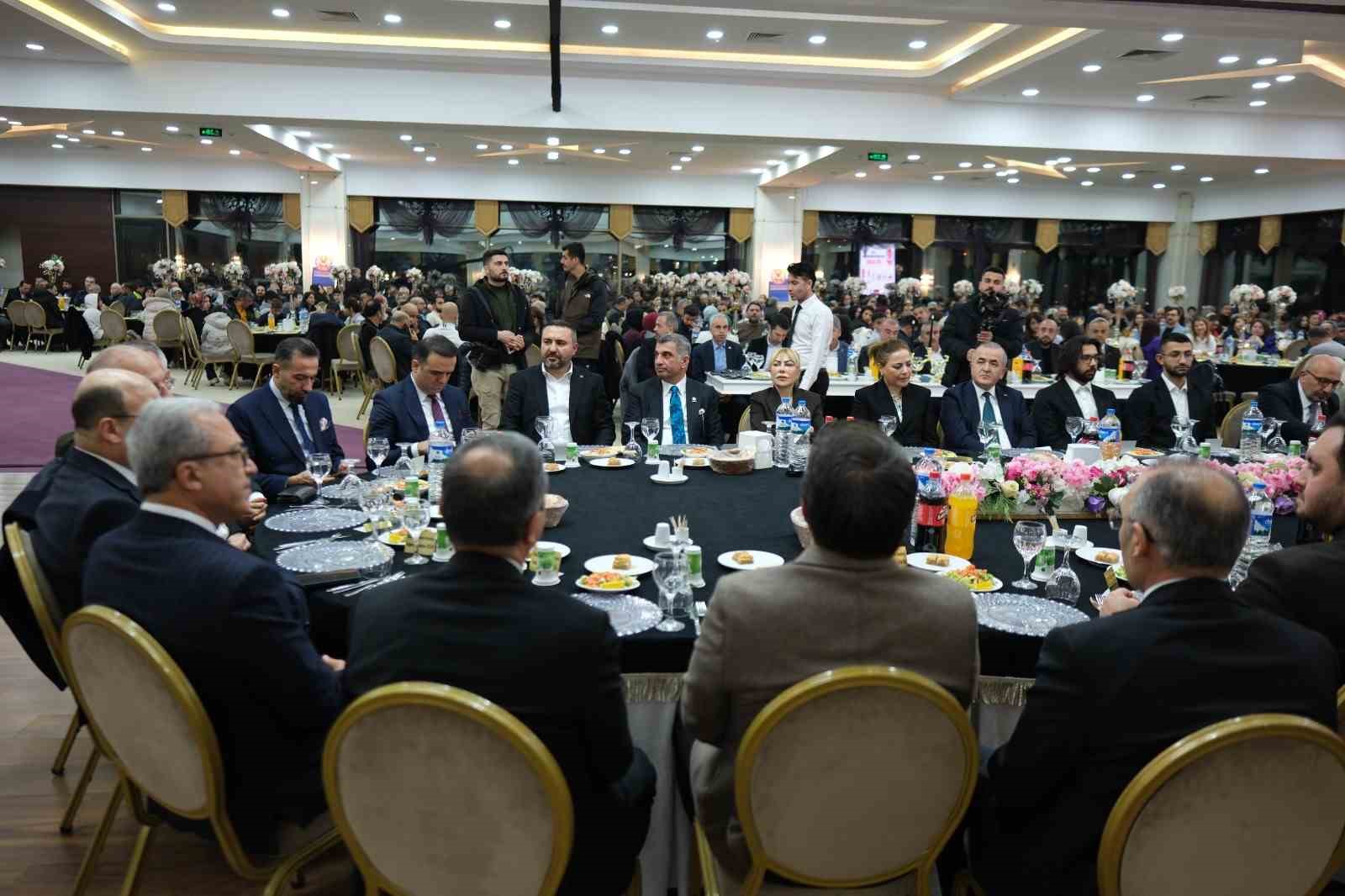 FHGC’den 10 Ocak Gazeteciler Günü’nde Arif Çakmak’a vefa
