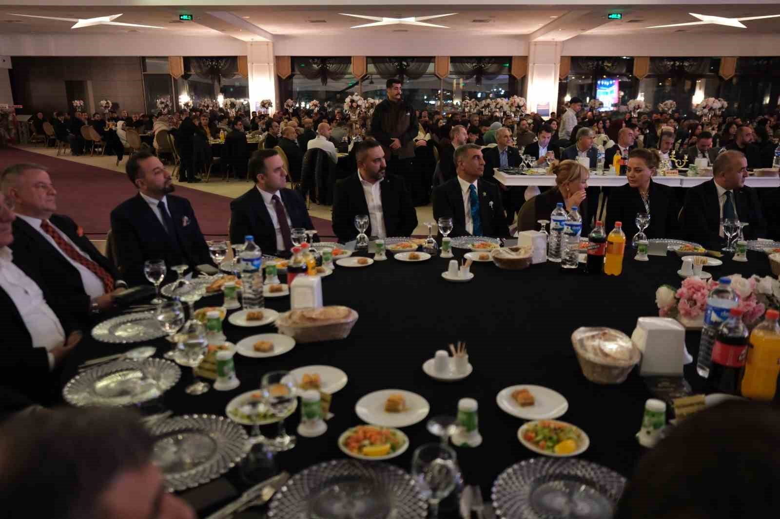 FHGC’den 10 Ocak Gazeteciler Günü’nde Arif Çakmak’a vefa
