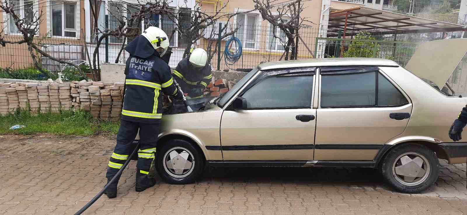 Fiat Tofaş’ta çıkan yangını itfaiye ekipleri söndürdü
