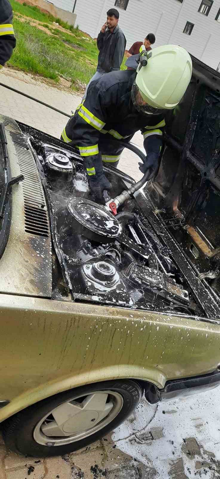 Fiat Tofaş’ta çıkan yangını itfaiye ekipleri söndürdü
