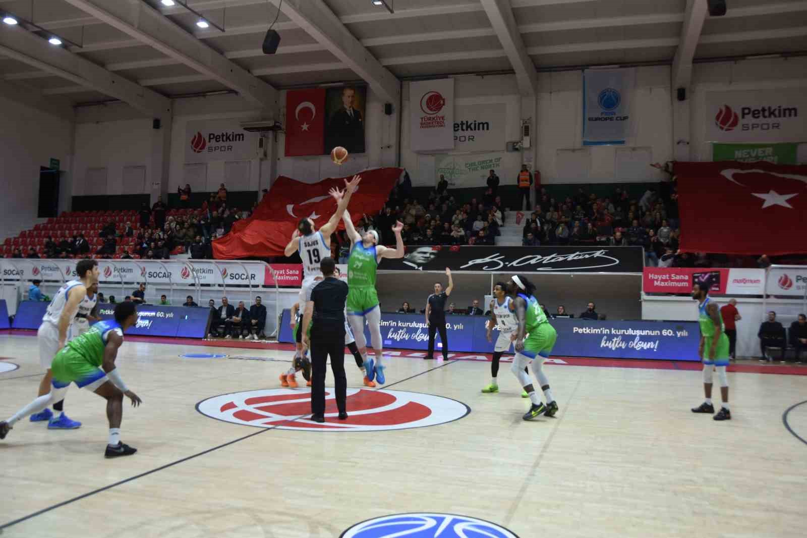 FIBA Avrupa Kupası: Aliağa Petkimspor: 82 - Dinamo BDS Sassari: 70
