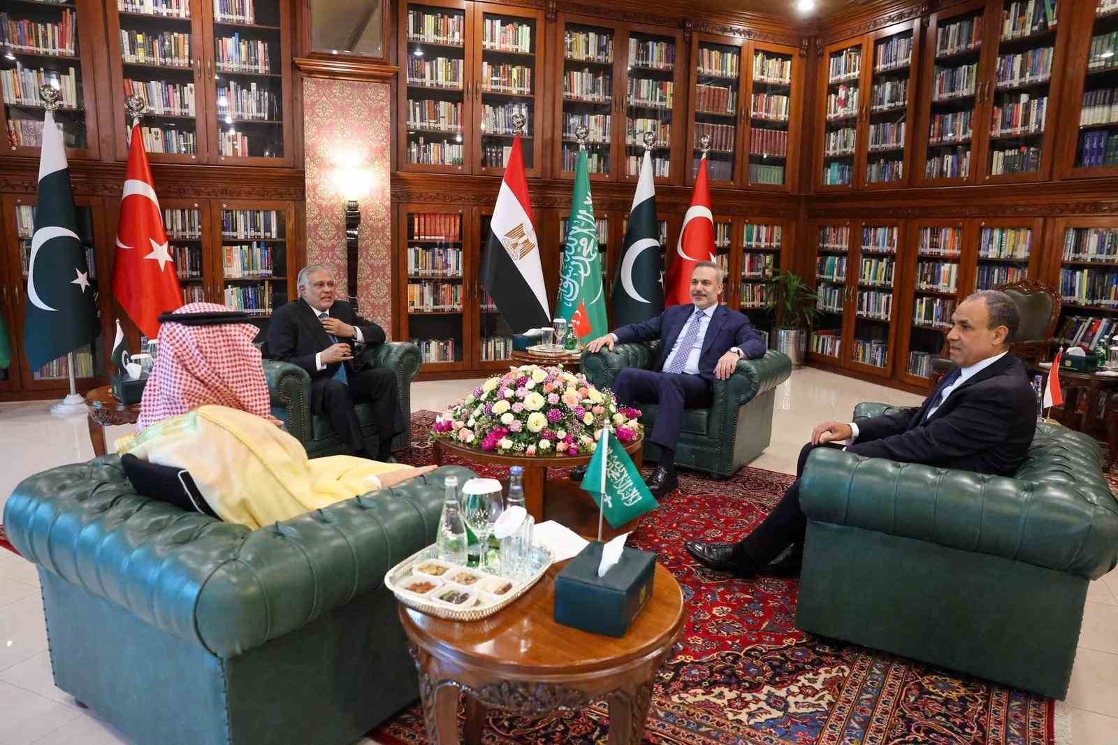 Fidan, Türkiye-Mısır-Pakistan-Suudi Arabistan Dışişleri Bakanları Toplantısı’na katıldı
