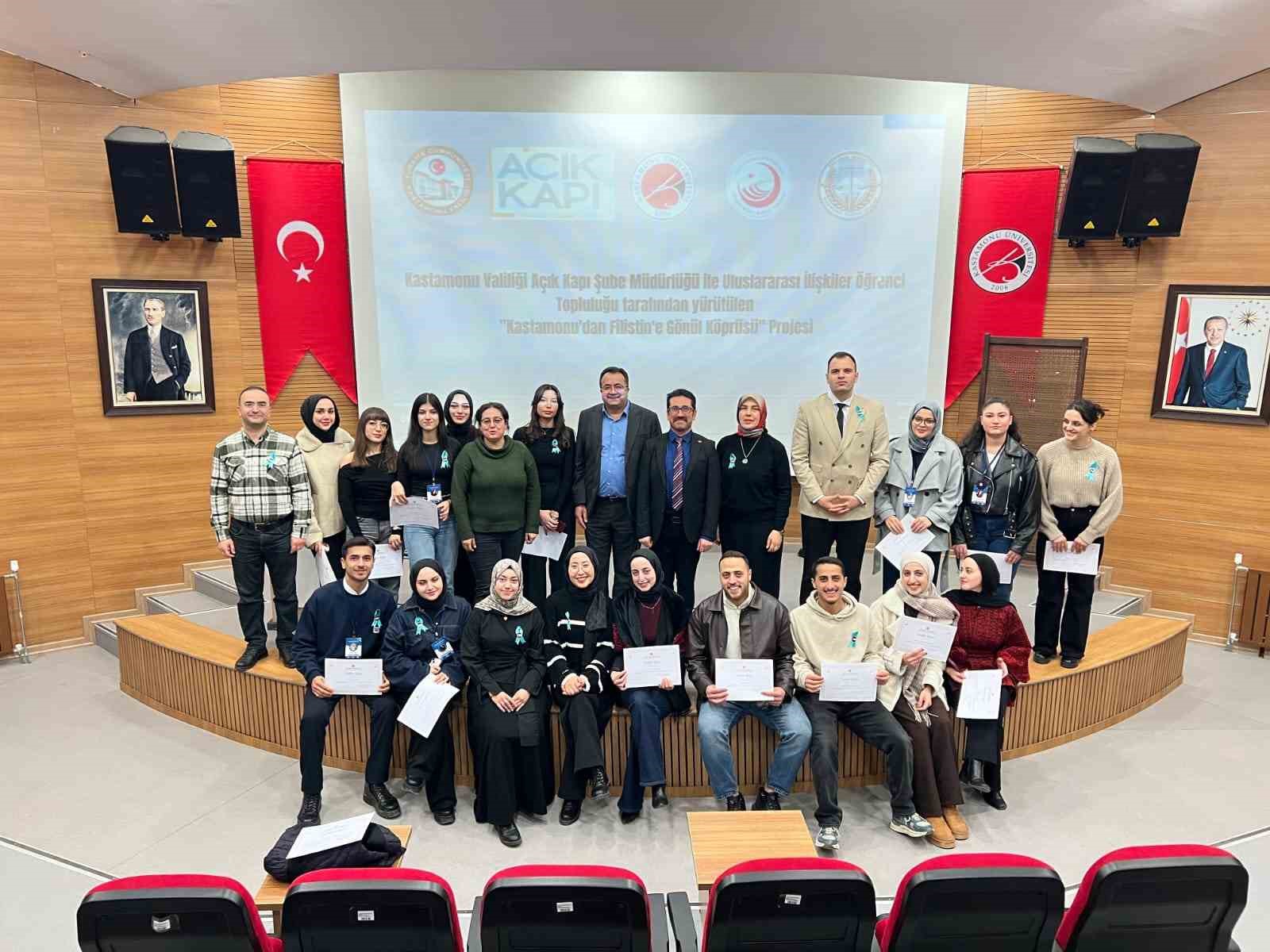 Filistin’i anlatan resimlerin yer aldığı sergiye büyük ilgi
