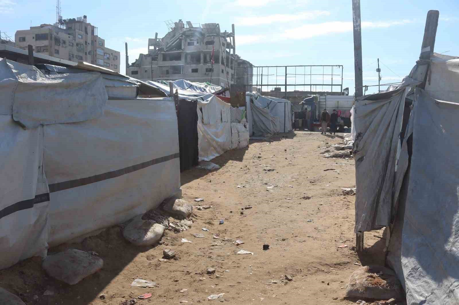 Filistinliler, İsrail’in Gazze Ulusal Yönetim Komitesi’nin çalışmalarını baltalamasından endişeli
