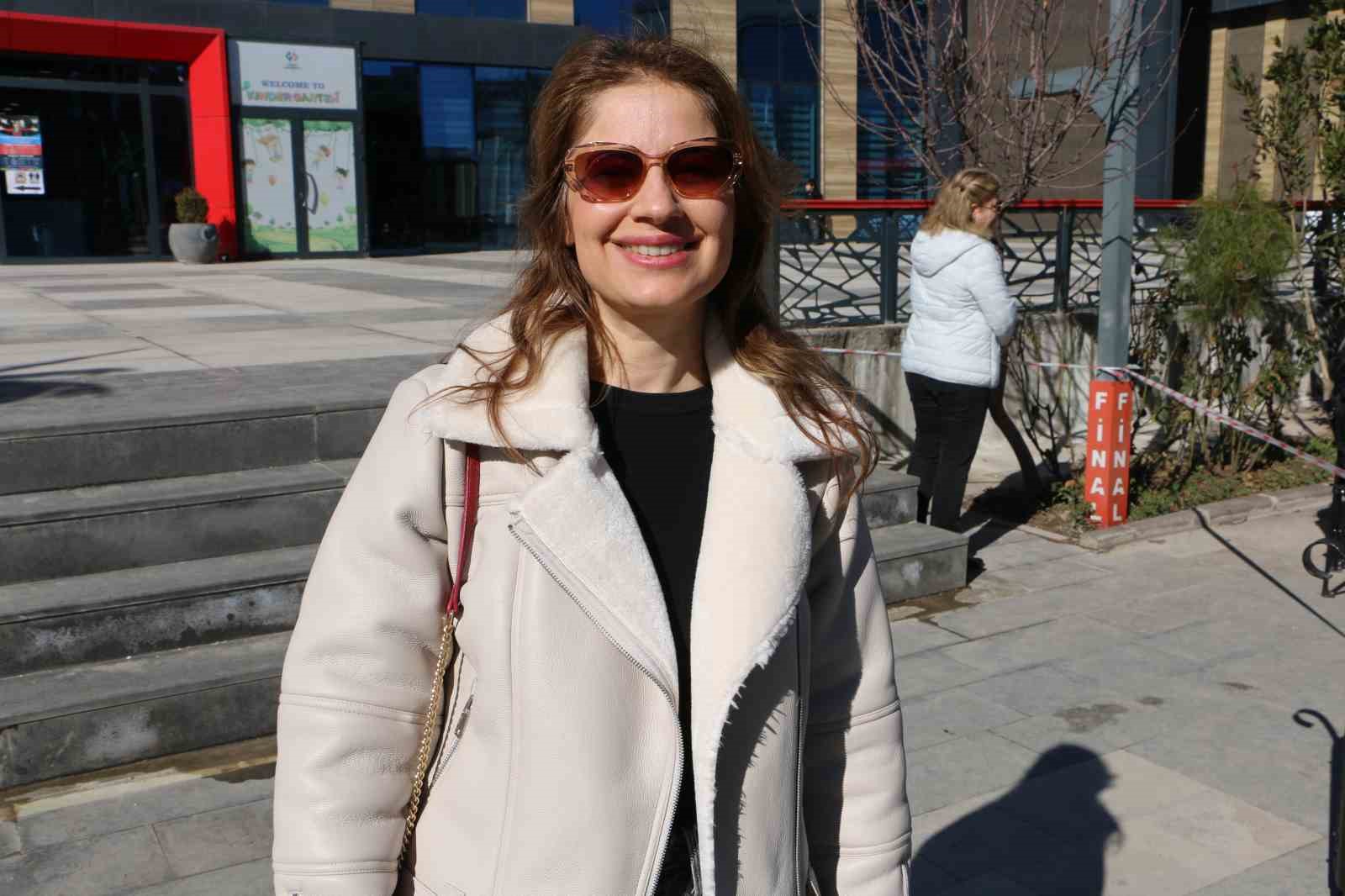 Final Okulları bursluluk sınavına 5 bin öğrenci katıldı
