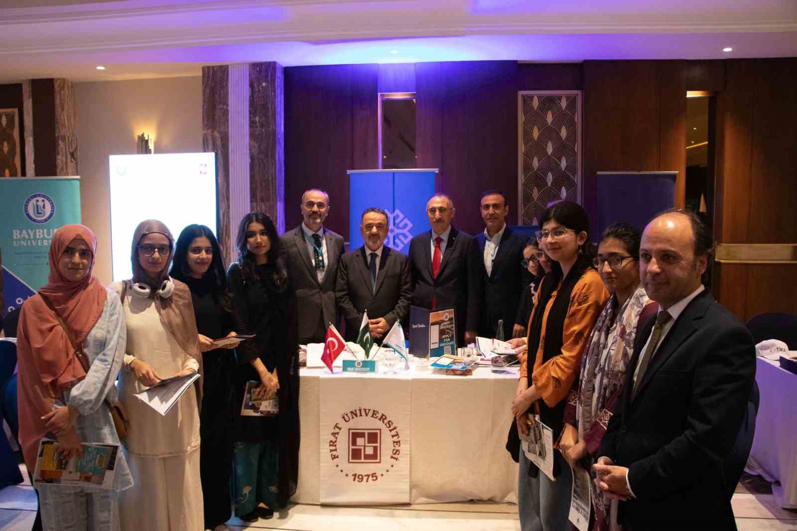 Fırat Üniversitesi Pakistan’da tanıtıldı
