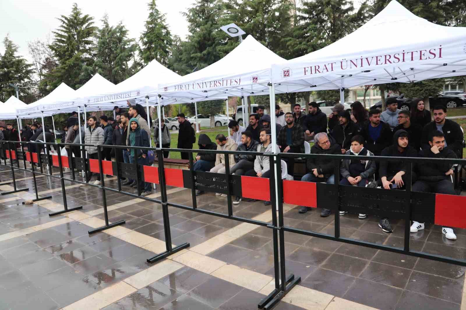 Fırat Üniversitesi’nde spor şenlikleri başladı
