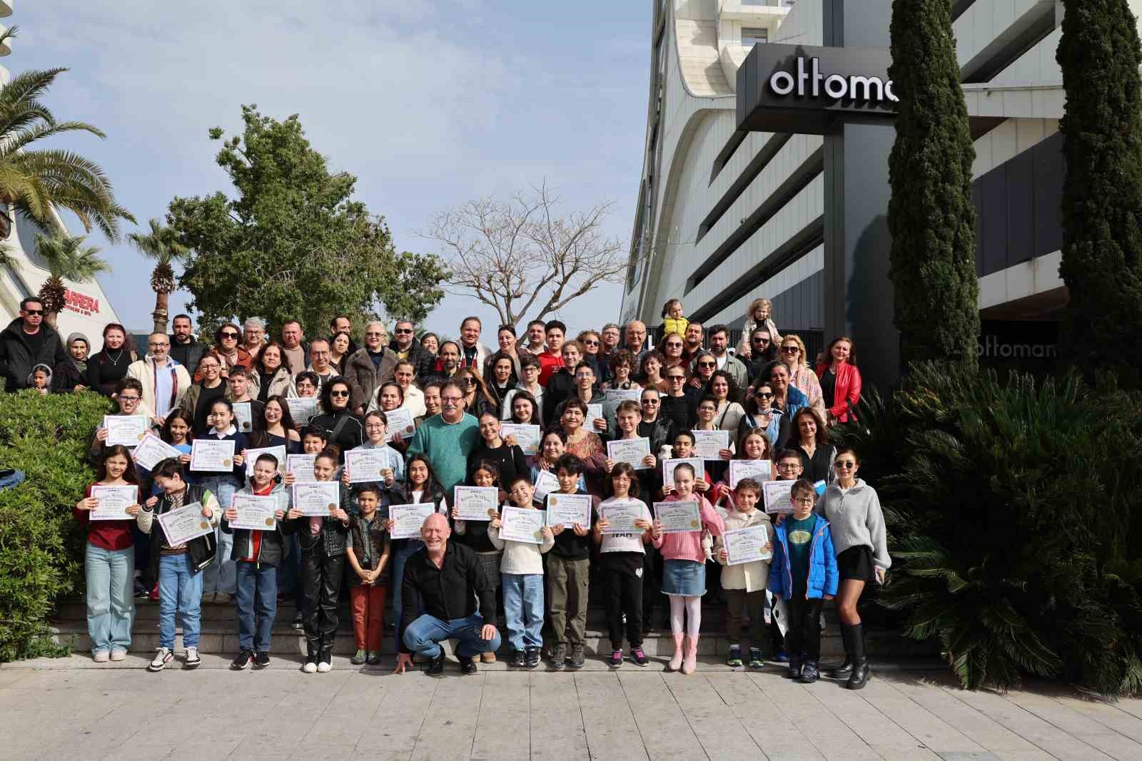 Folkart Academy’nin çocuk mezunları
