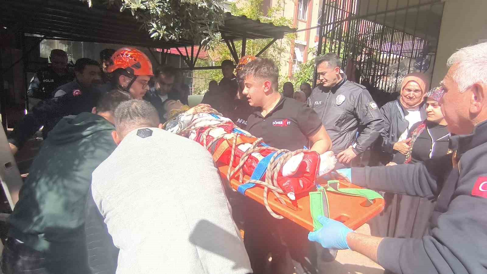 Foseptik çukuruna düşen 10 yaşındaki çocuk operasyonla kurtarıldı
