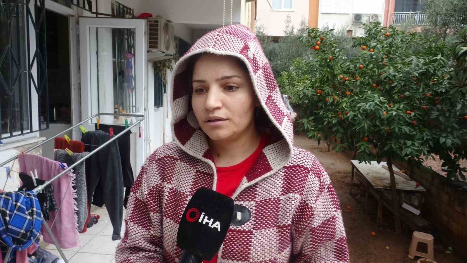 Foseptik çukuruna düşen genç kız, yardım çığlıklarına koşan vatandaşlar tarafından kurtarıldı
