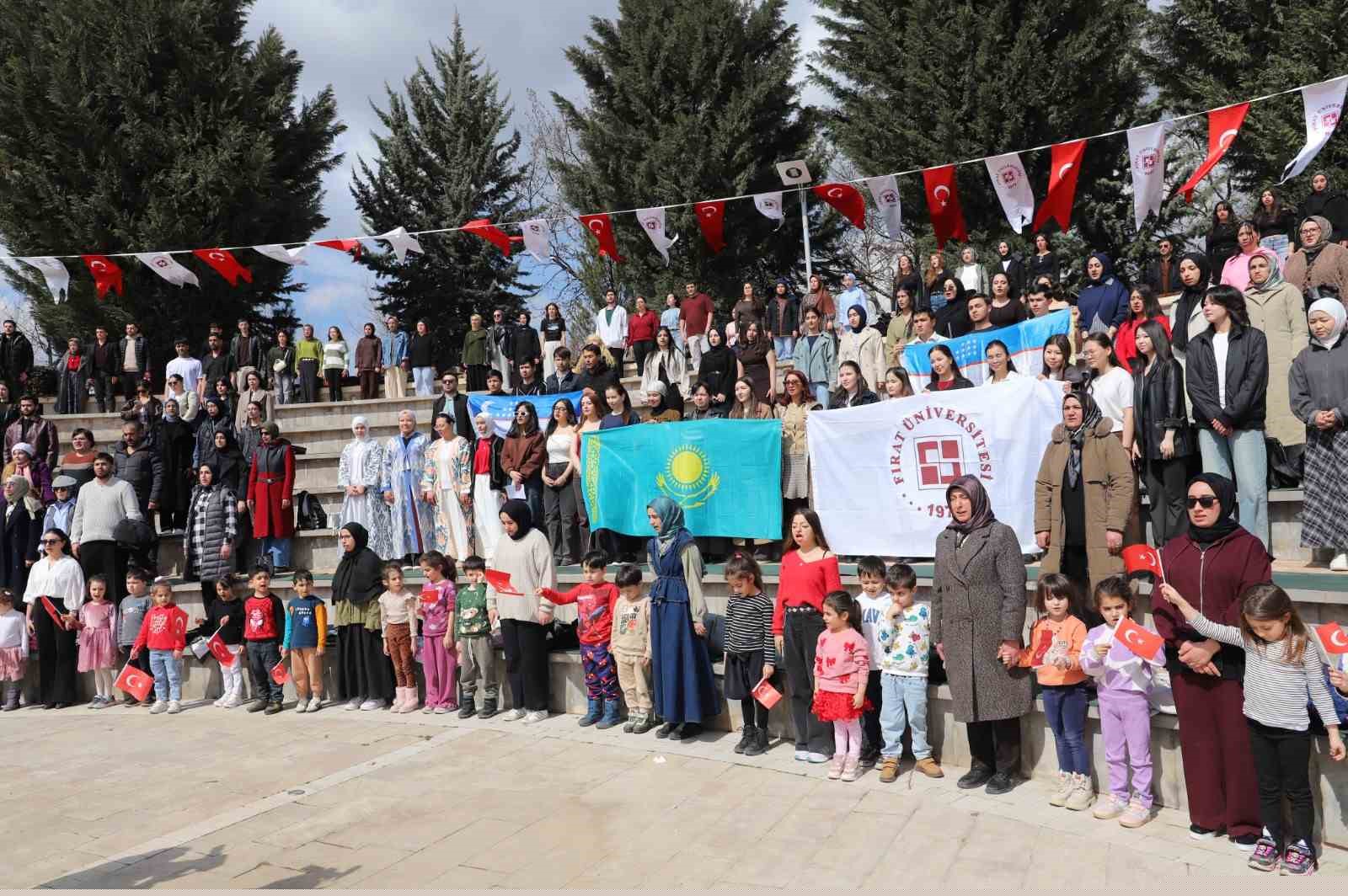 FÜ’de Nevruz Bayramı coşkuyla kutlandı
FÜ’de Nevruz Bayramı coşkuyla kutlandı
