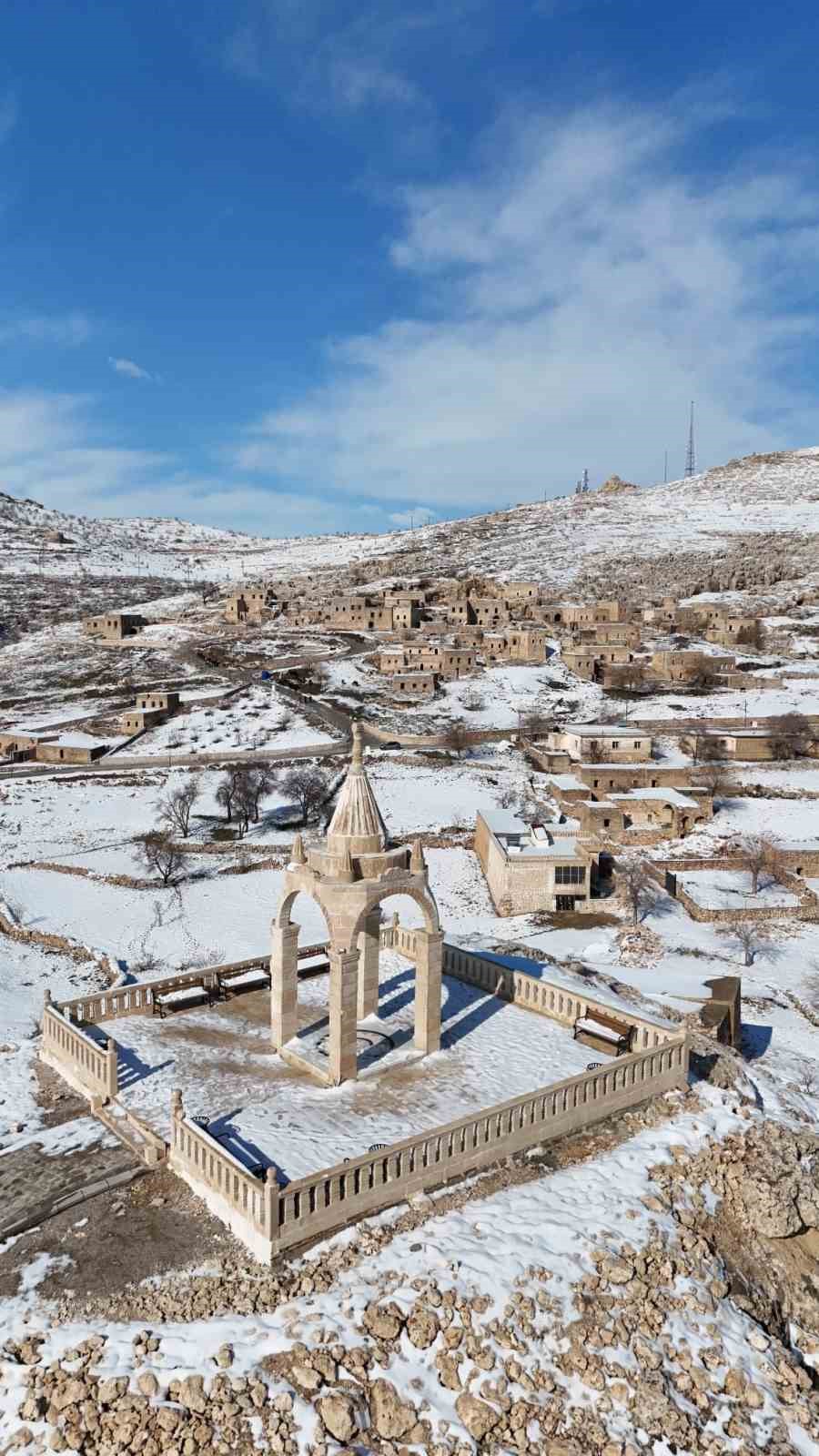 Gabar Dağı eteklerindeki Mağara köyü yeniden canlanıyor
