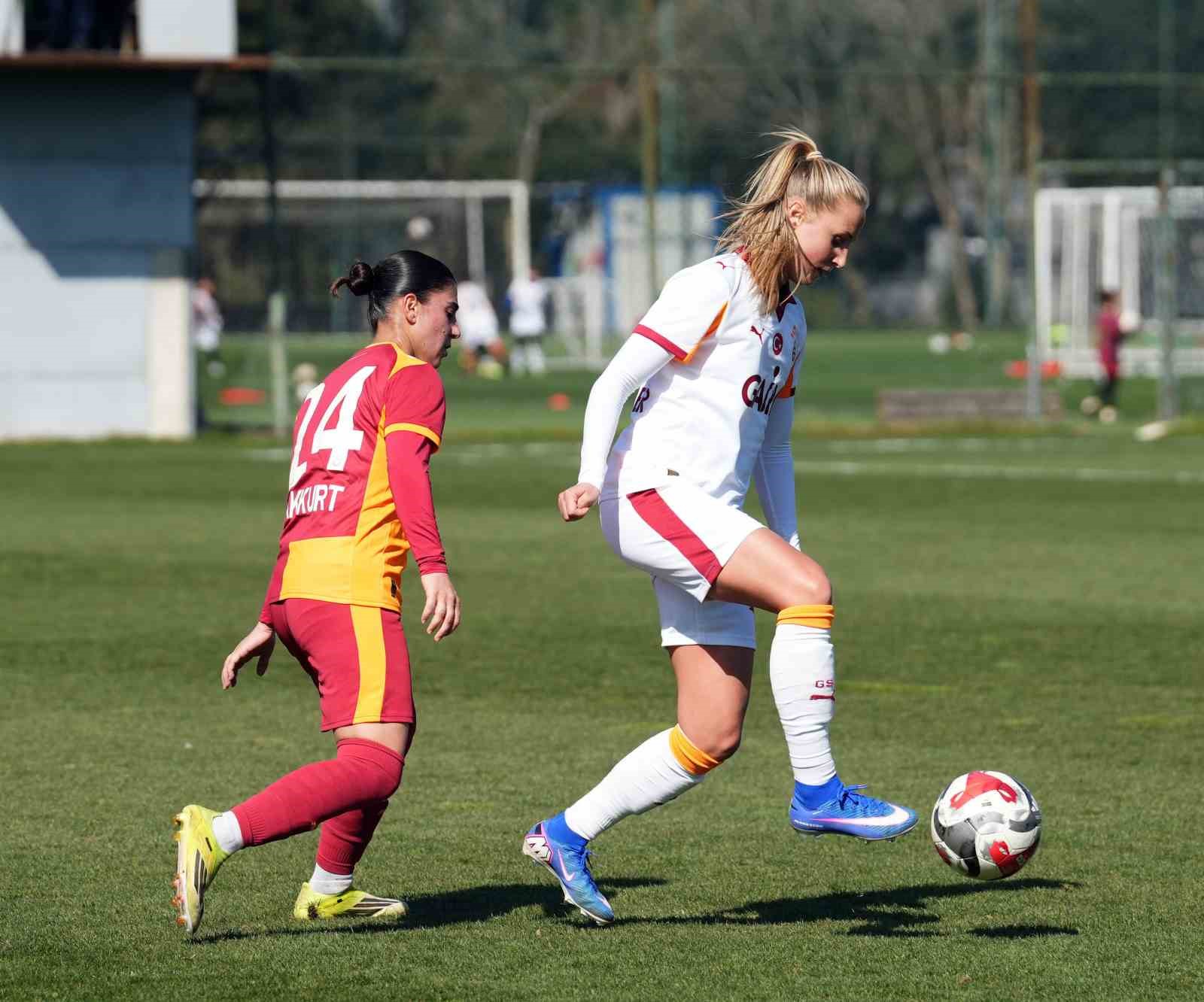 Galatasaray, 8 Mart Dünya Emekçi Kadınlar Günü etkinliği düzenledi
