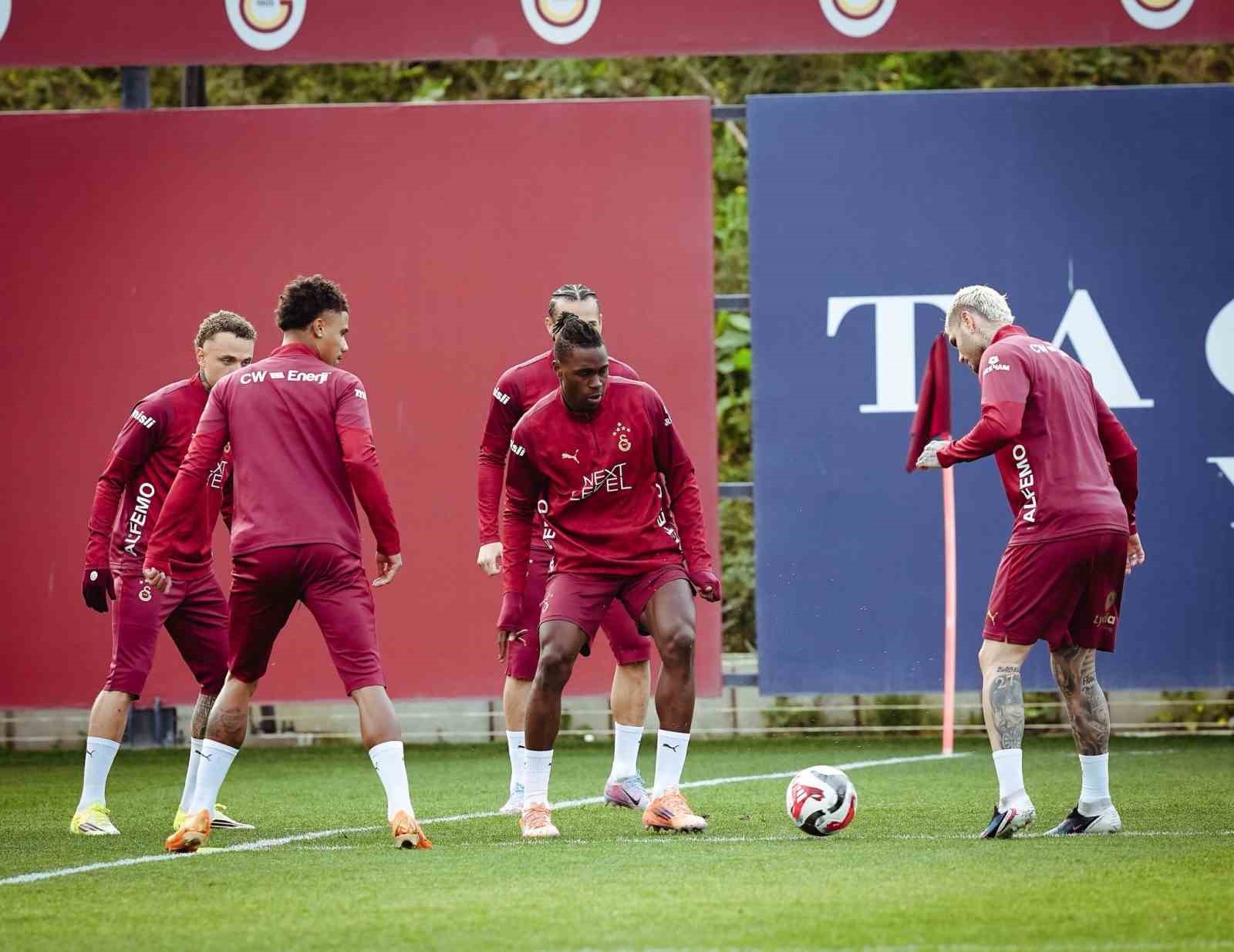 Galatasaray, Beşiktaş maçına hazır
