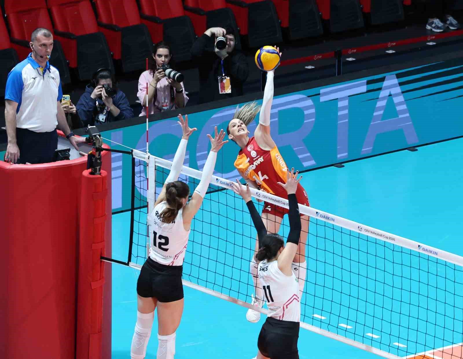 Galatasaray Daikin, rakibine set vermedi

