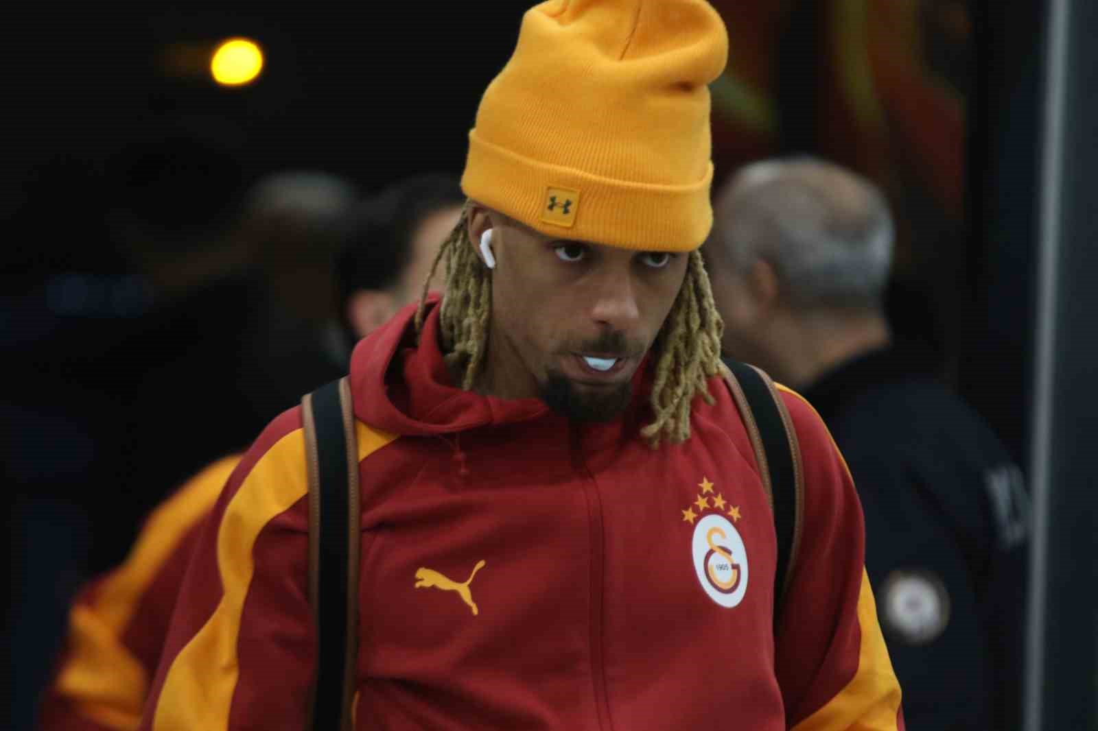 Galatasaray, Eryaman Stadı’na geldi
