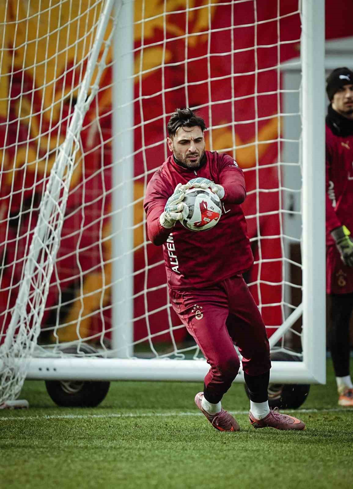 Galatasaray, Fatih Karagümrük maçı hazırlıklarına başladı
