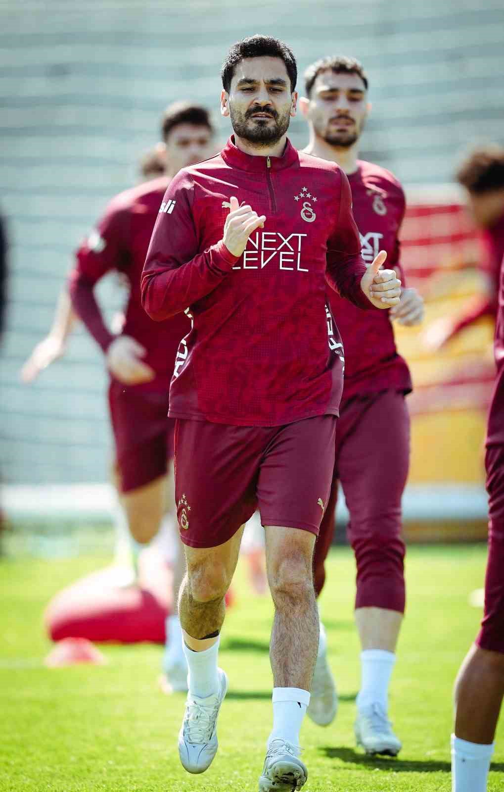 Galatasaray, Göztepe maçı hazırlıklarına başladı
