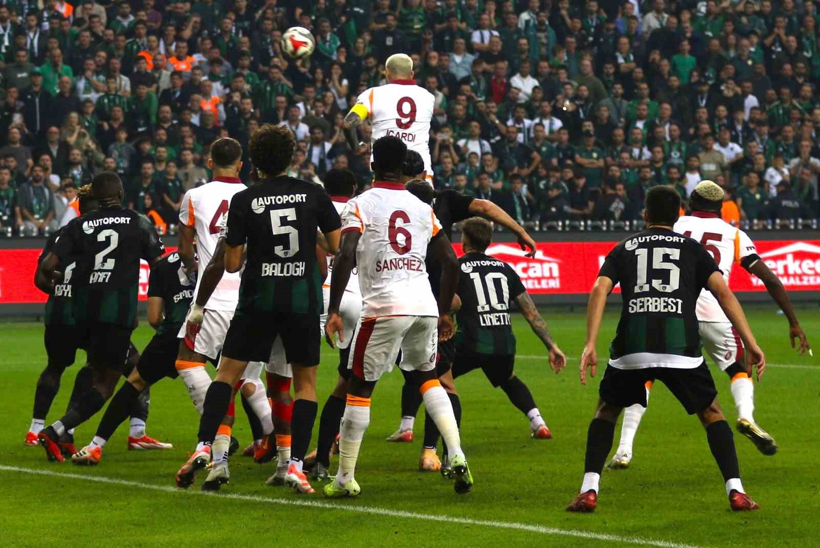 Galatasaray ile Kocaelispor 42. randevuda
Galatasaray ile Kocaelispor 42. randevuda