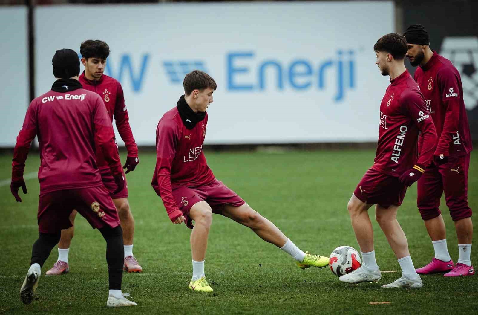 Galatasaray, İstanbulspor maçı hazırlıklarını tamamladı
