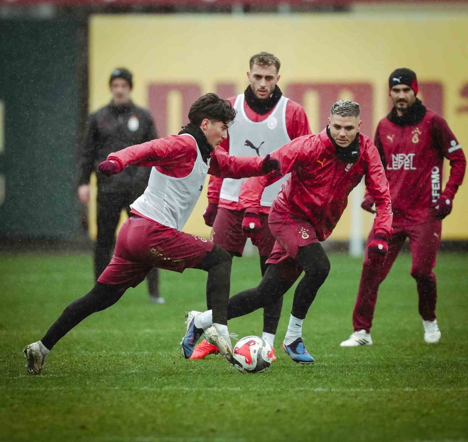 Galatasaray, İstanbulspor maçının hazırlıklarına başladı
