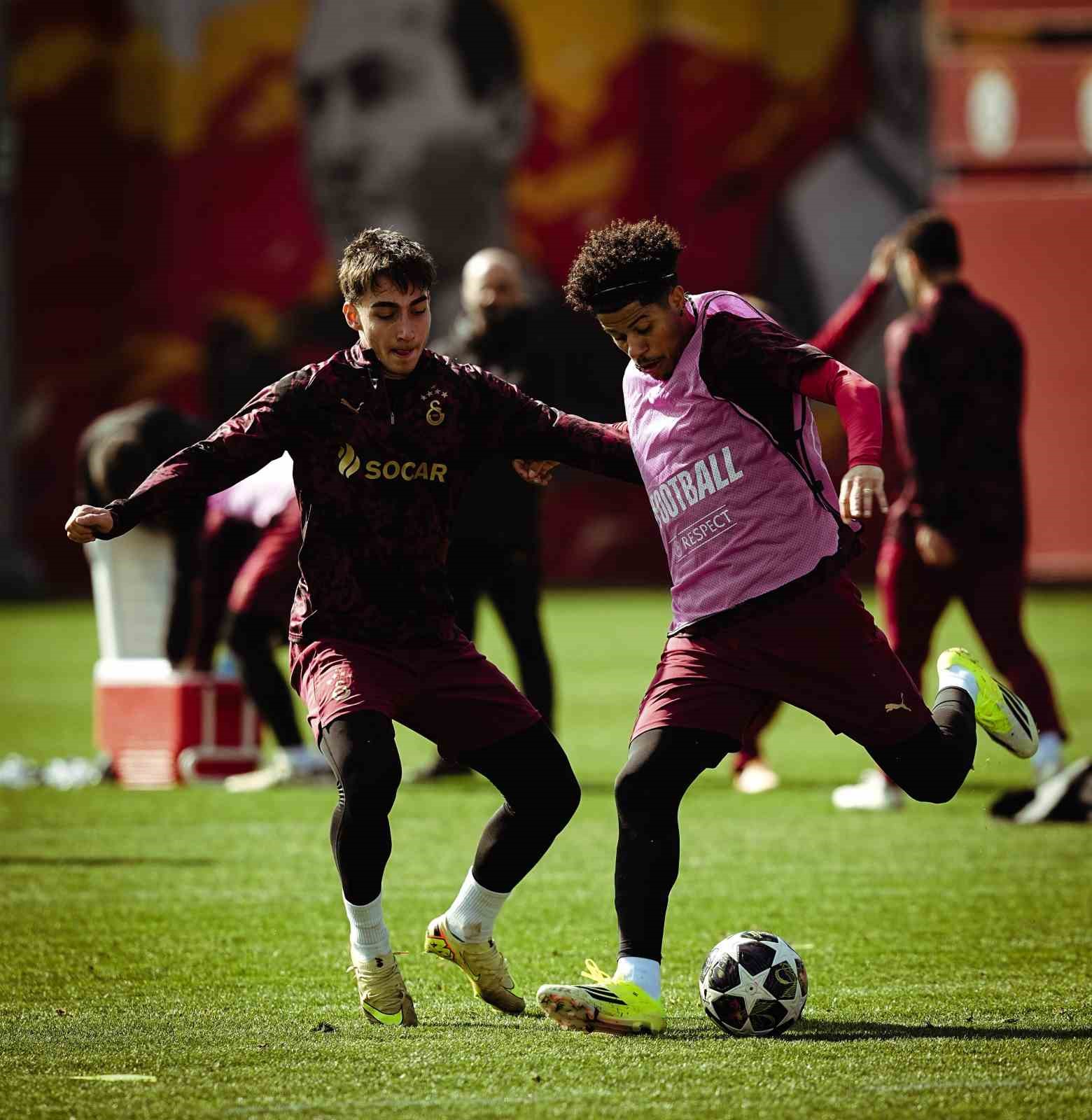 Galatasaray, Juventus maçı hazırlıklarına başladı
