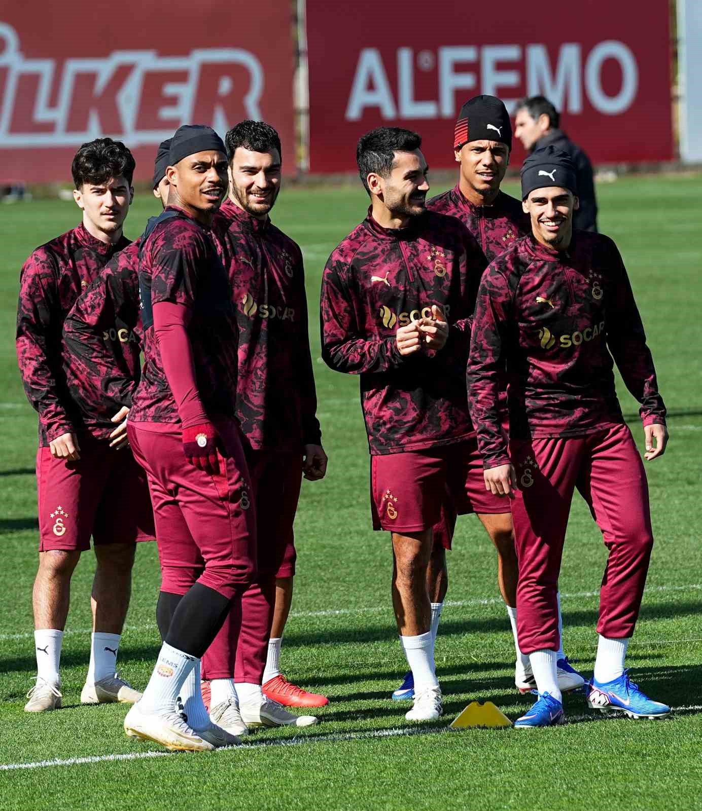 Galatasaray, Juventus maçı hazırlıklarını tamamladı
