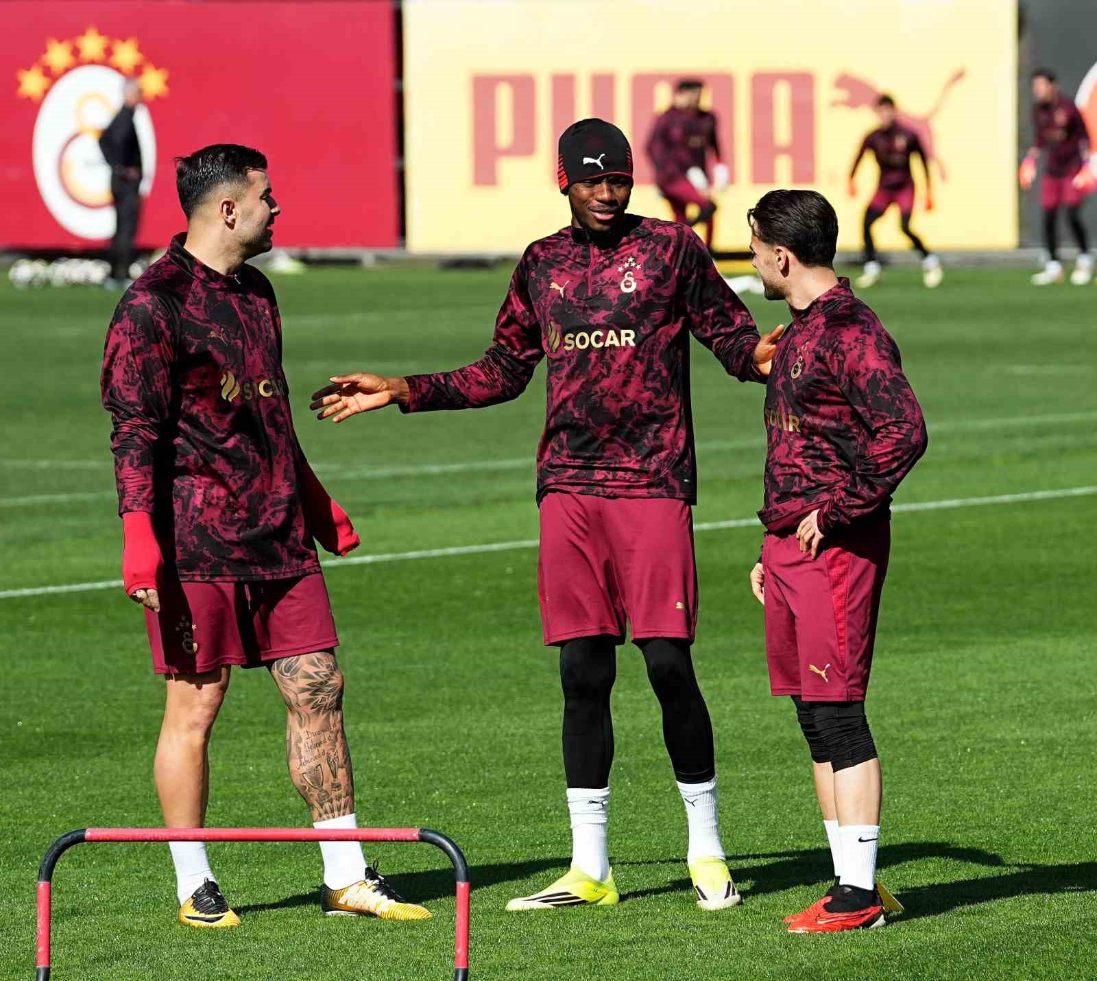 Galatasaray, Juventus maçı hazırlıklarını tamamladı
