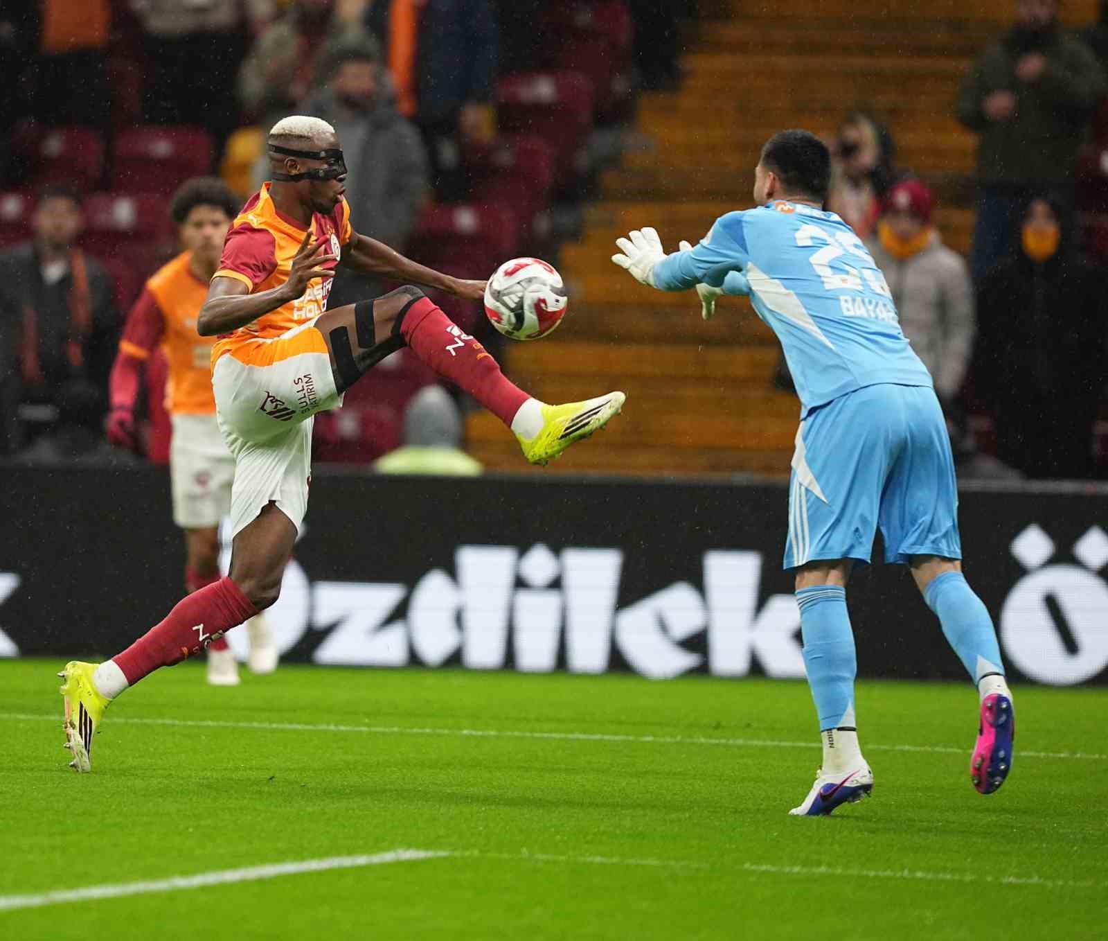 Galatasaray, Kayserispor’a yine 4 gol attı
