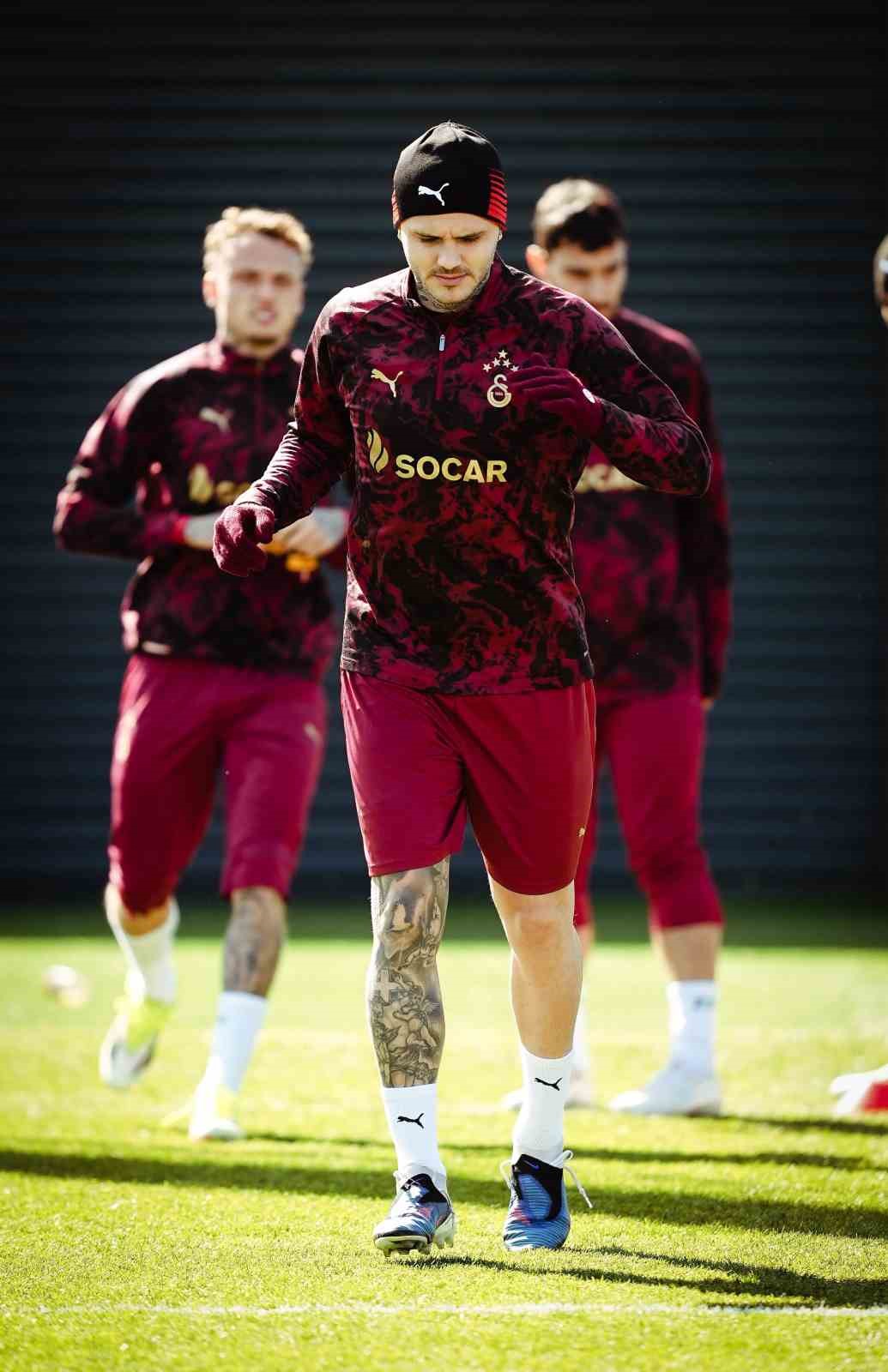 Galatasaray, Liverpool maçı hazırlıklarına başladı
