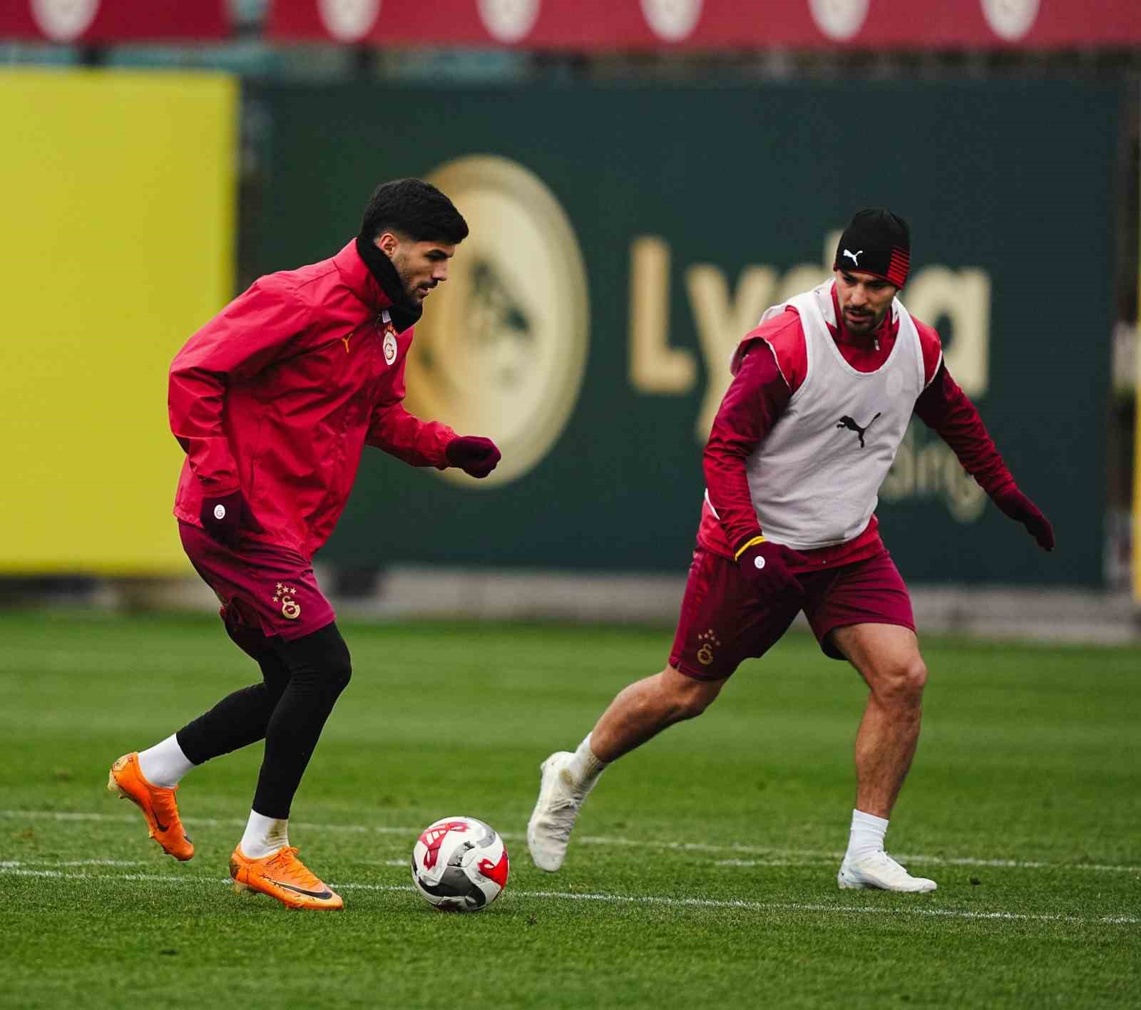 Galatasaray, Trabzonspor maçı hazırlıklarına devam etti
