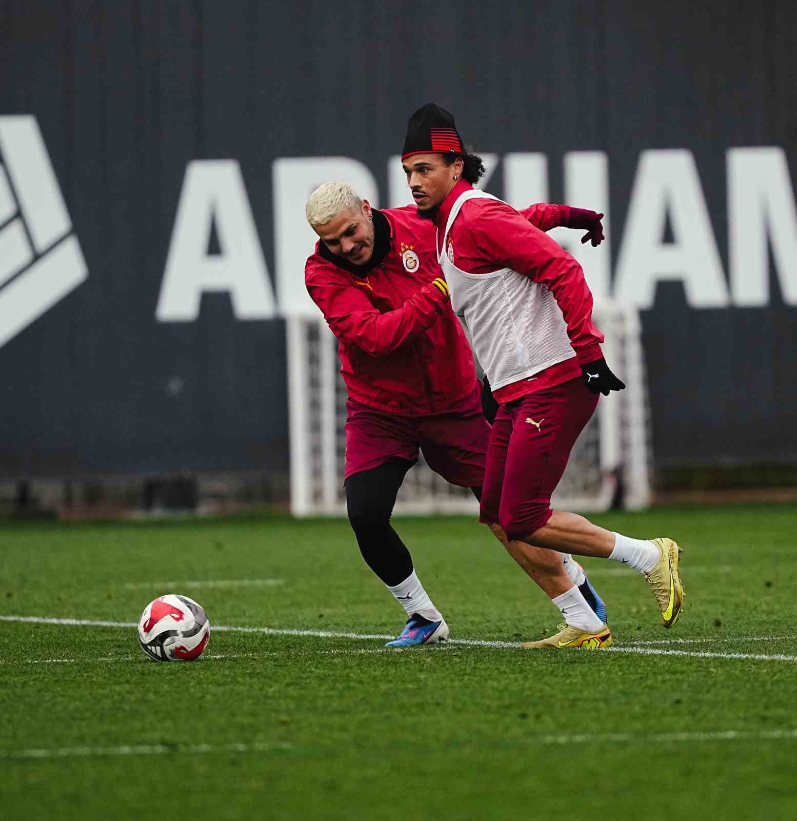 Galatasaray, Trabzonspor maçı hazırlıklarına devam etti
