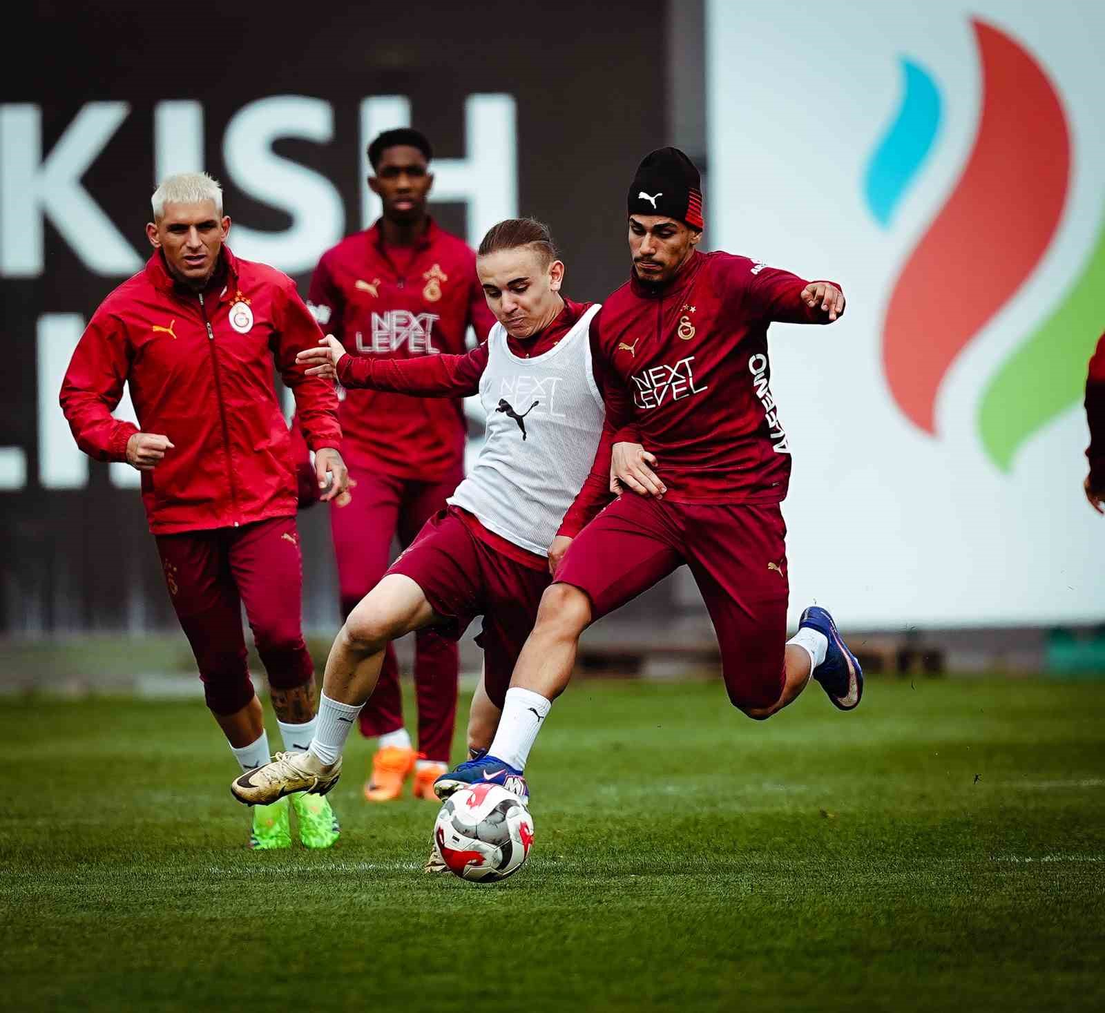 Galatasaray, Trabzonspor maçı hazırlıklarını sürdürdü
