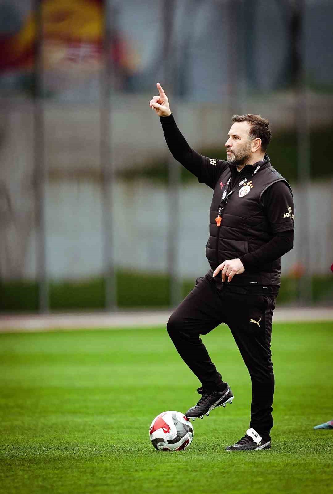 Galatasaray, Trabzonspor maçı hazırlıklarını sürdürdü
