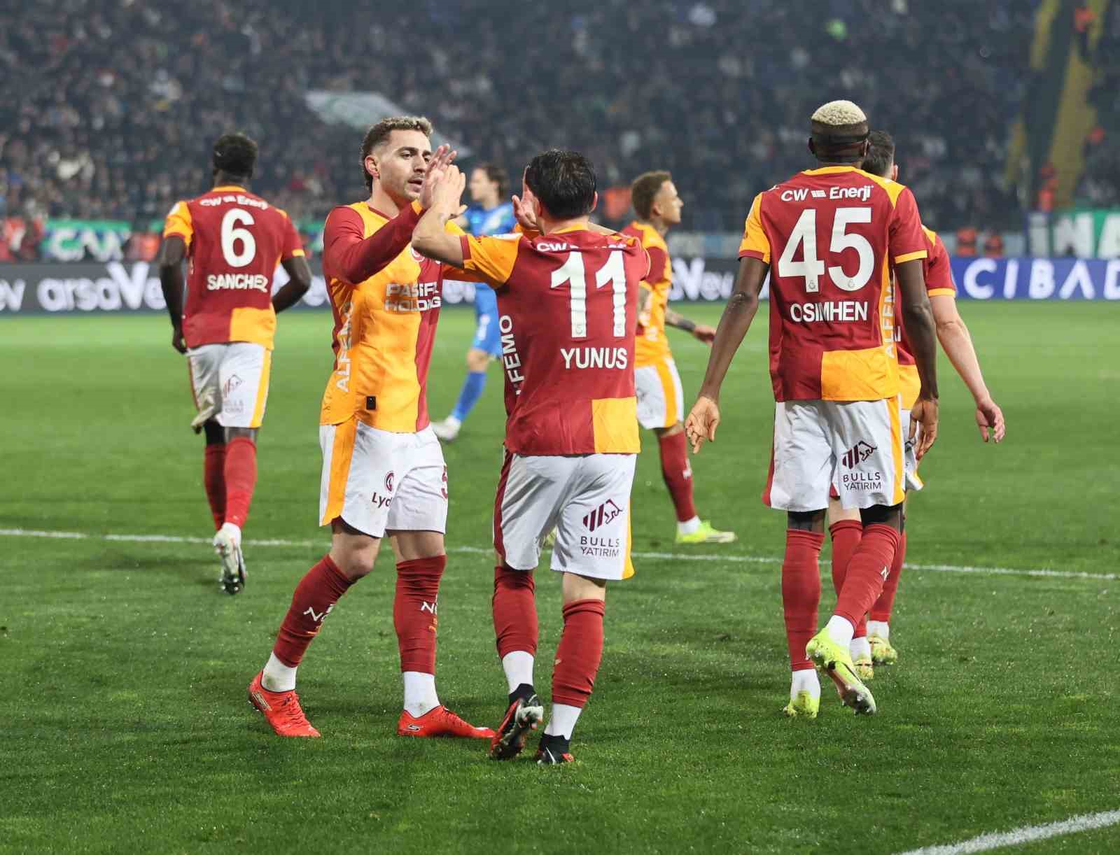 Galatasaray yenilmezlik serisini 9 maça çıkardı
