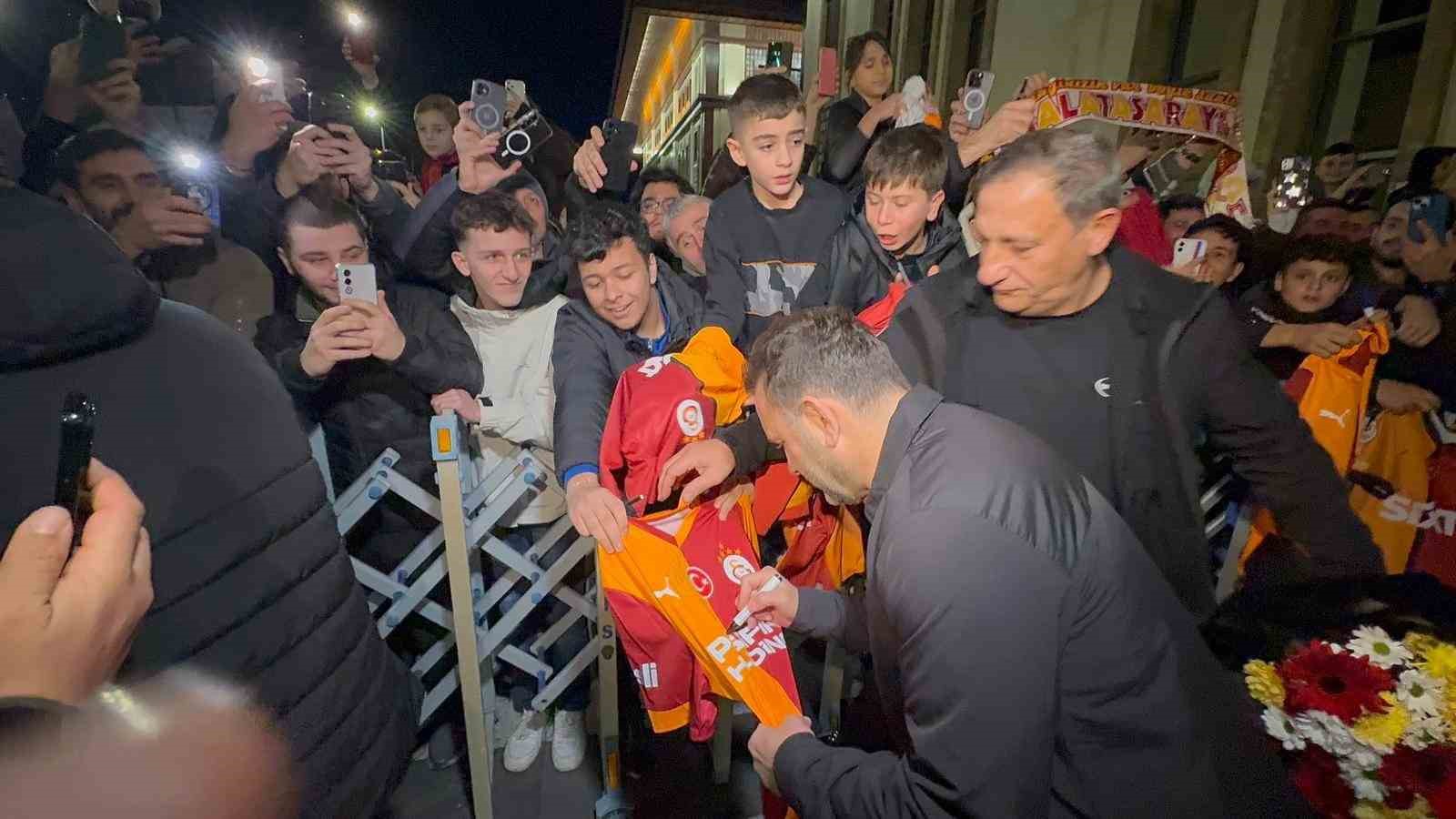 Galatasaray’a, Rize’de coşkulu karşılama

