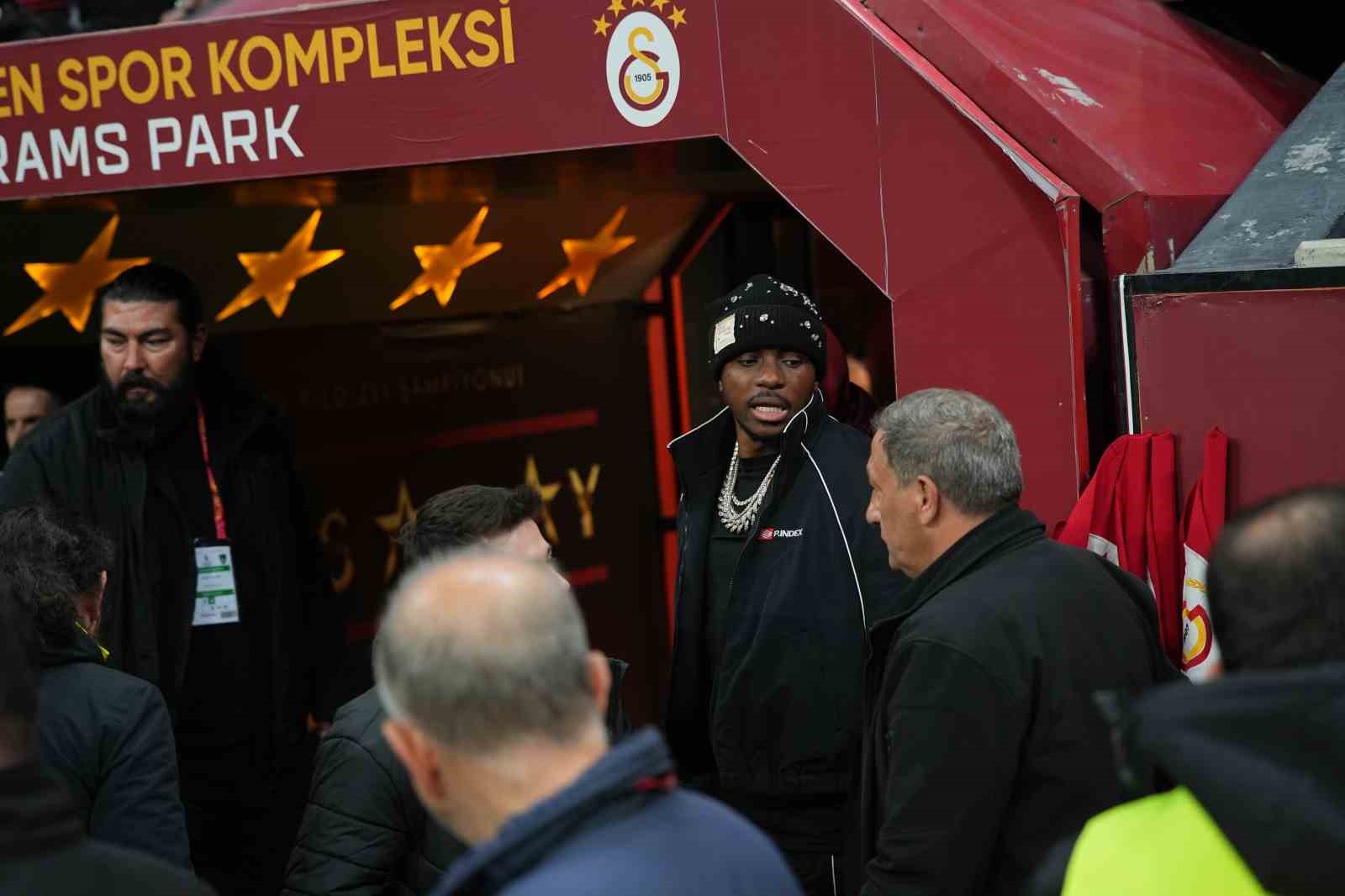 Galatasaray’da 4 değişiklik
