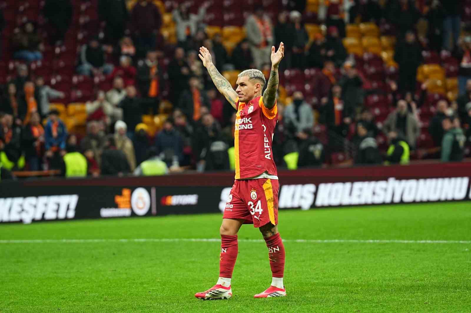 Galatasaray’da maç sonu üçlüsü Torreira ve Osimhen’den
