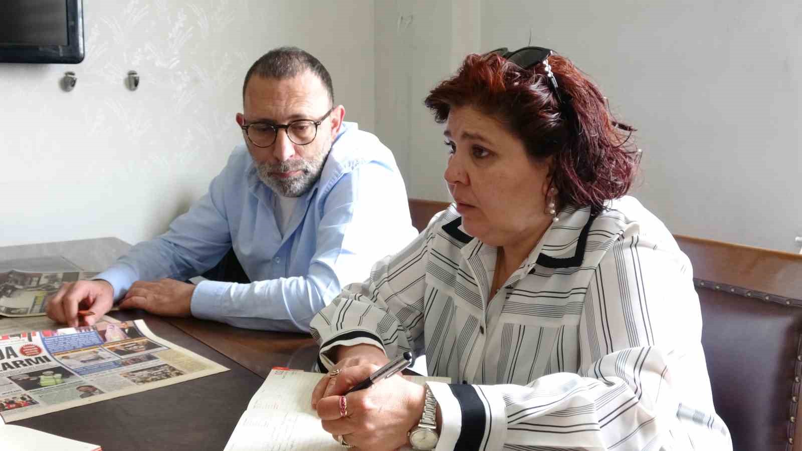 Gazeteci baba ve 2 çocuğu aynı mesleği yapmanın gururunu yaşıyor
