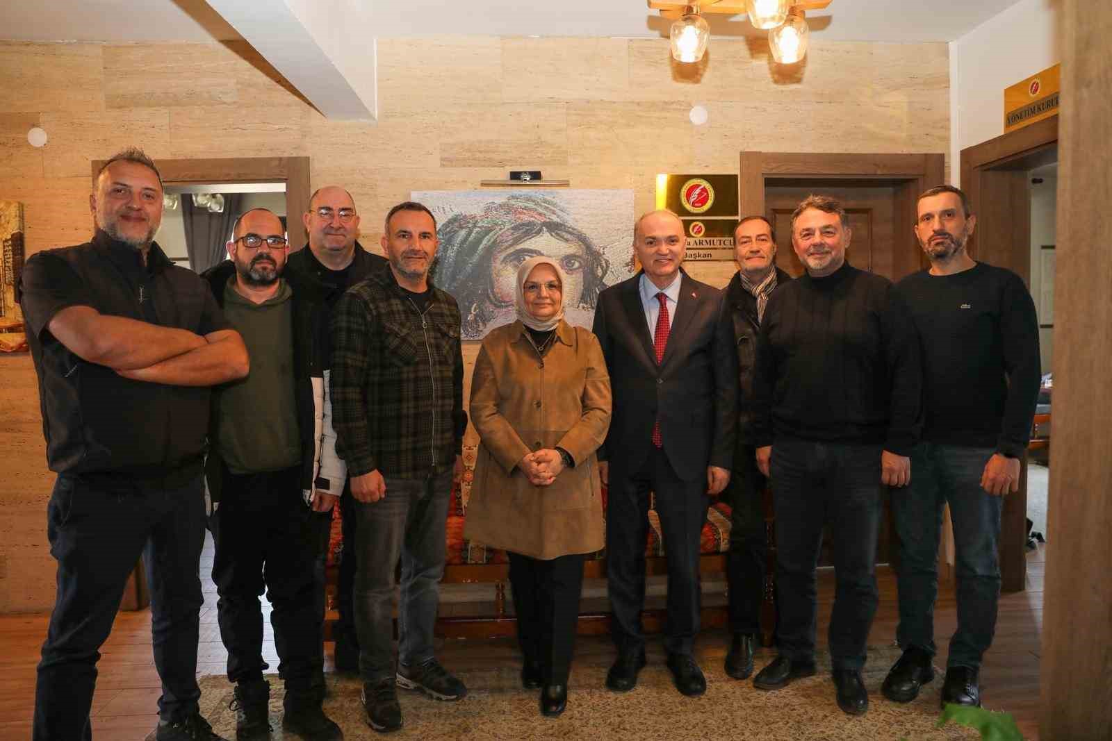 Gazeteciler Keşir ve Özlü’yü ağırladı
