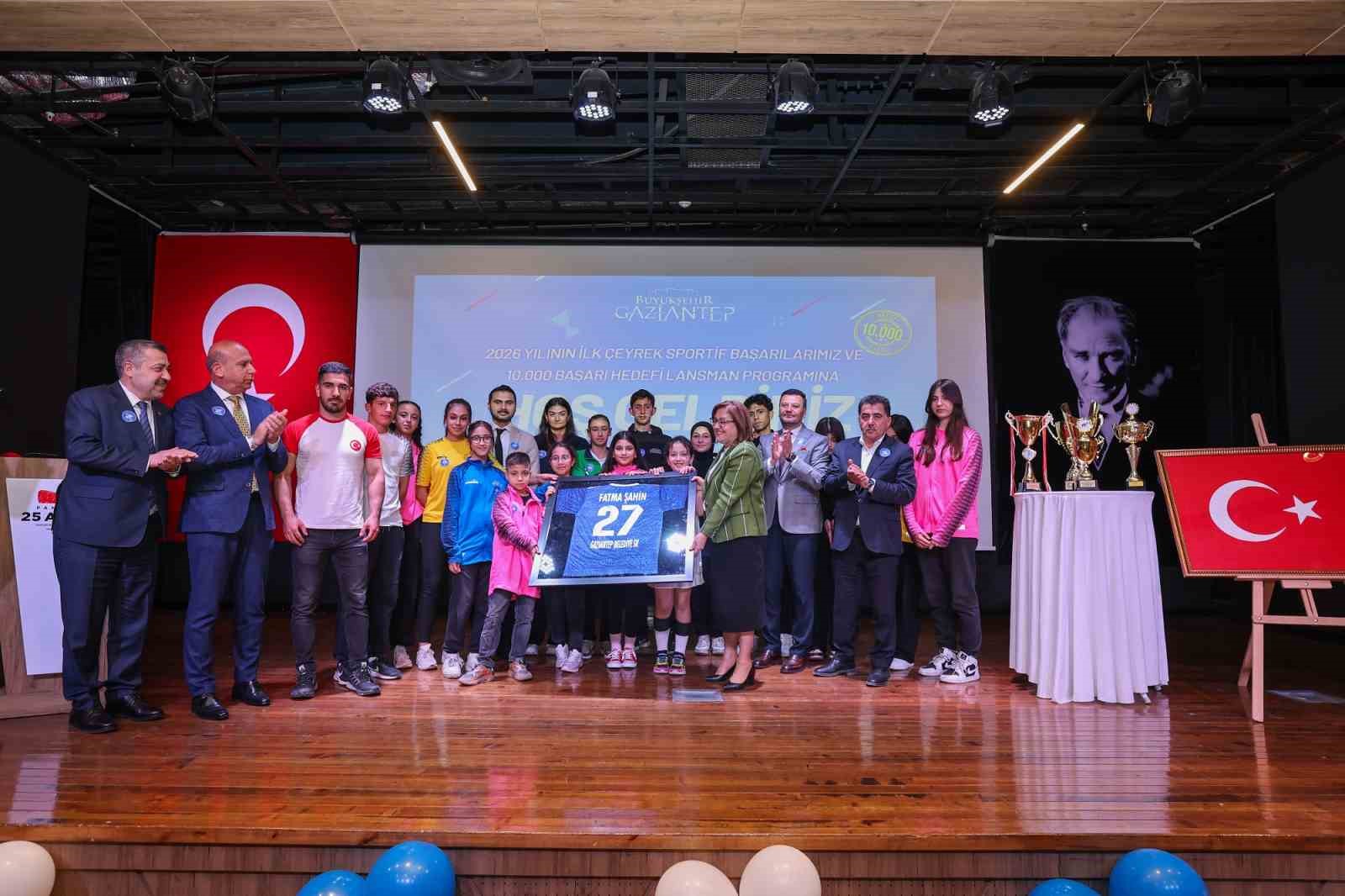 Gaziantep Belediye Spor Kulübü’nün yeni hedefi: 10 bin başarı
