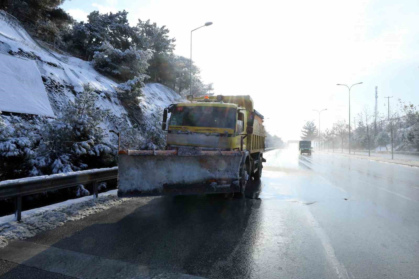 Gaziantep Büyükşehir, kar yağışı ve don riskine karşı hazırlıklarını sürdürüyor
