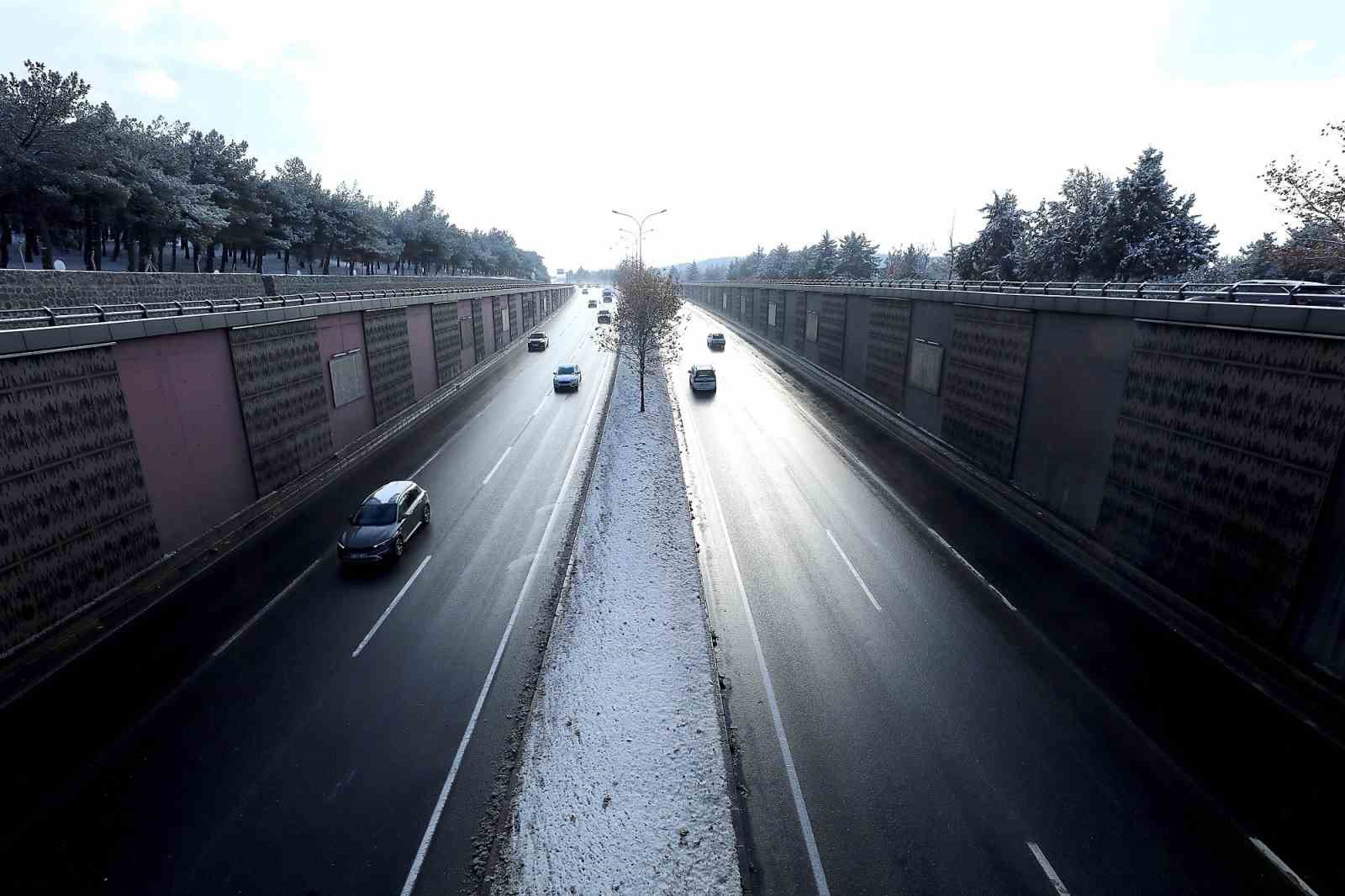 Gaziantep Büyükşehir, kar yağışı ve don riskine karşı hazırlıklarını sürdürüyor
