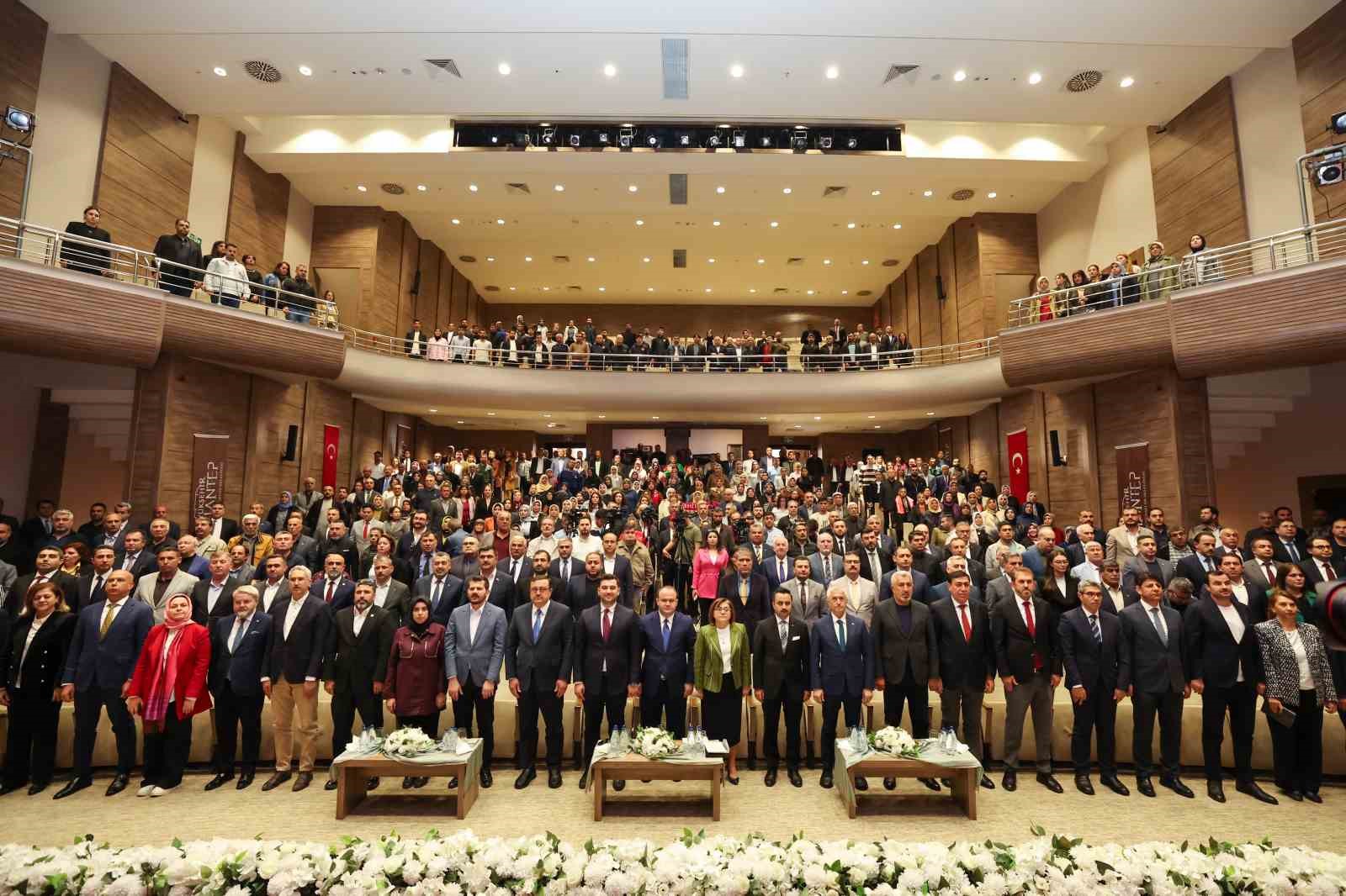 Gaziantep Büyükşehir’in Eserleri ve Hedefleri Basın Lansmanında anlatıldı
